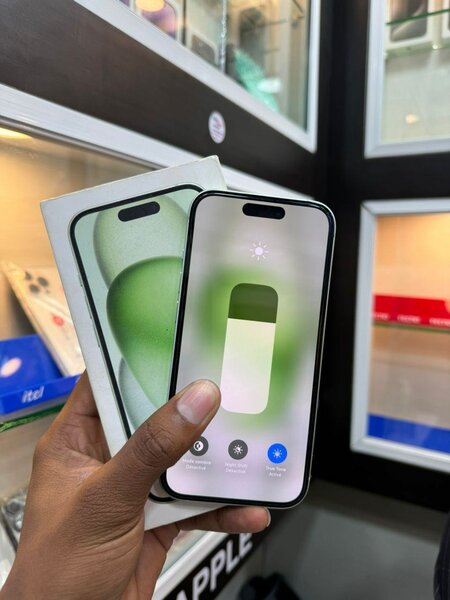 iPhone 15