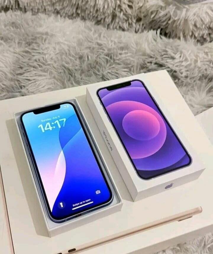 iPhone 12