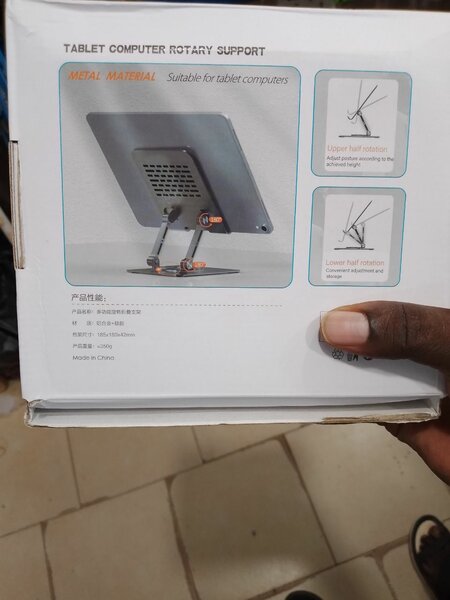 Laptop stand