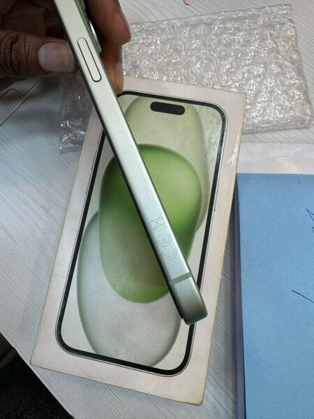 iPhone 15
