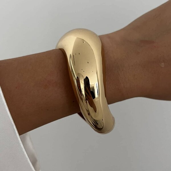 Chunky bangles
