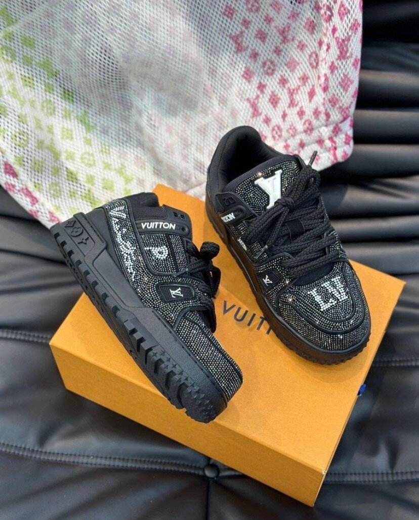 Chaussures LV