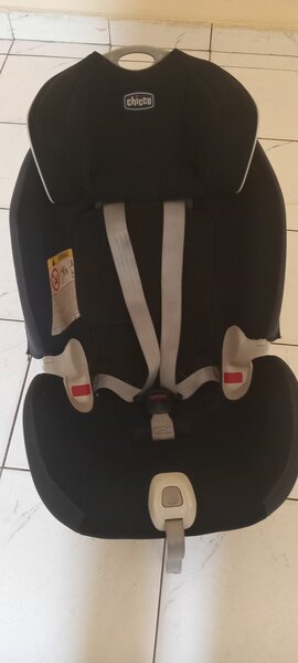 Car Seater