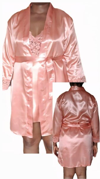Robe de satin élégante femme