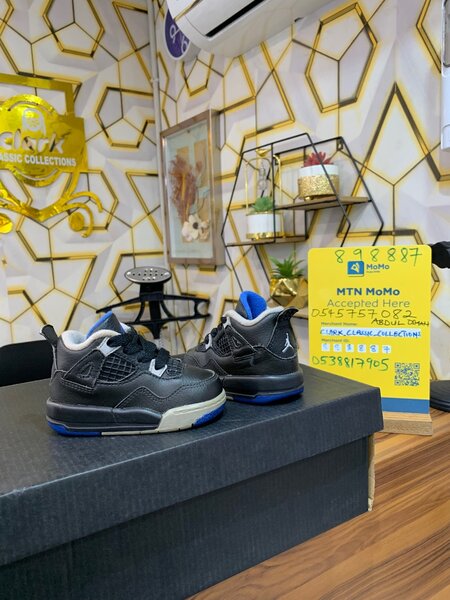 Jordan 4