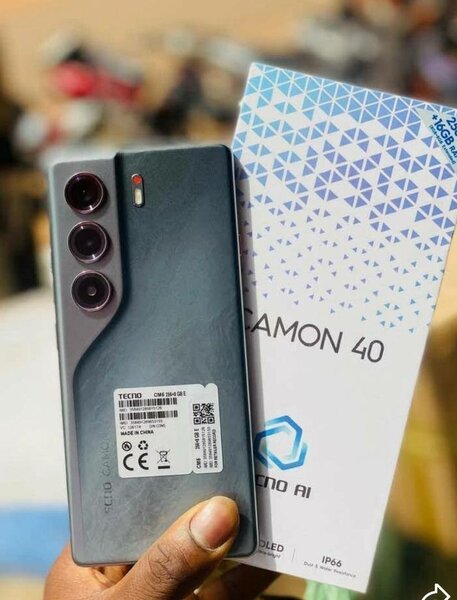 Tecno Camon 40 Smartphone