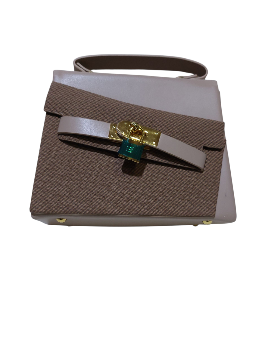 Sac à main élégant femme