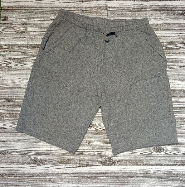 Thrift sweat short