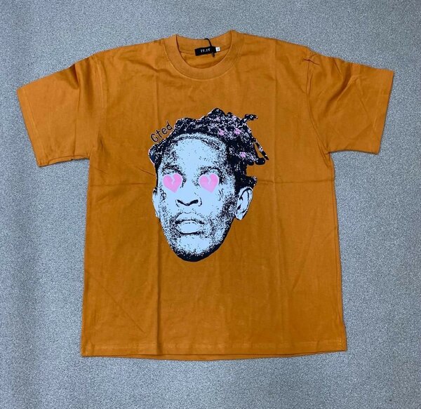 T-shirt graphique tendance