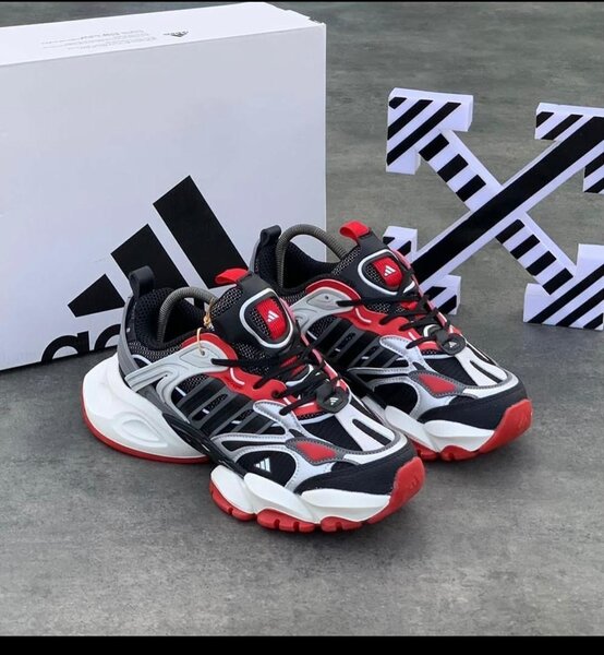 ADIDAS SUPER HERO