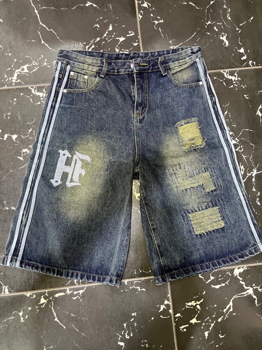 Short Asake , culotte gros bas