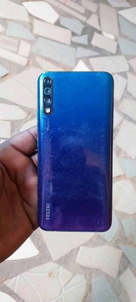 Smartphone Tecno Gradient