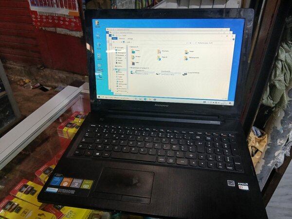 Ordinateur portable Lenovo