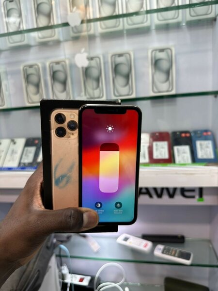 iPhone 11 Pro
