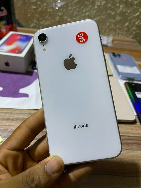 iPhone XR