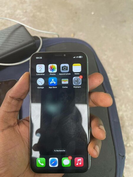 iPhone X 64 Go
