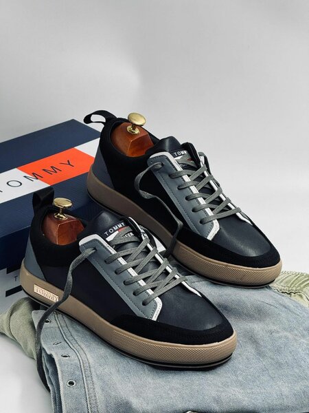 Fashion sneakers