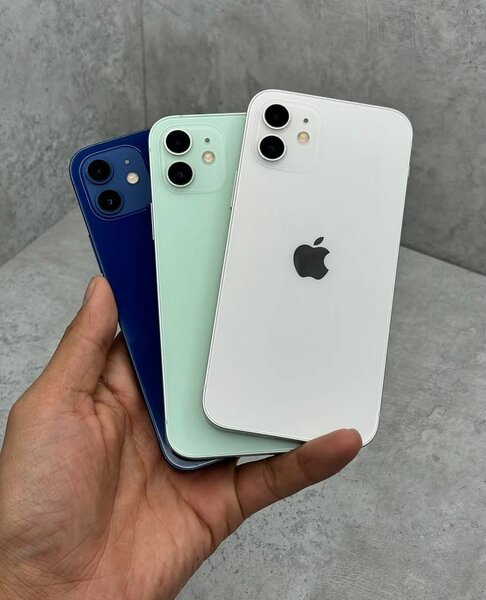 iPhone 12