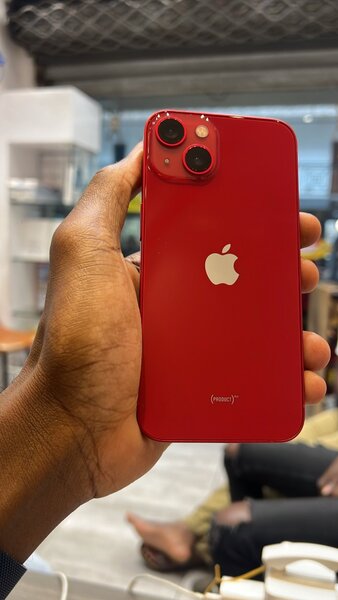 iPhone 13
