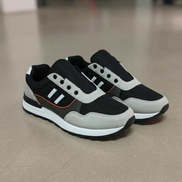 Baskets noires et grises tendance