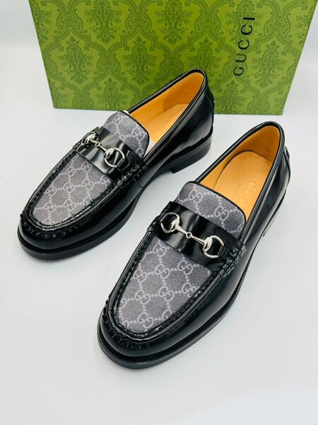 Gucci  shoe