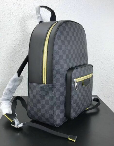 Unisex classic design