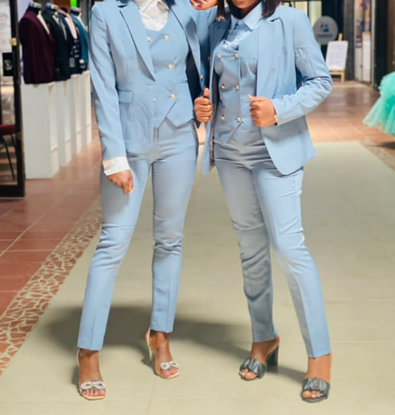 Ladies suit