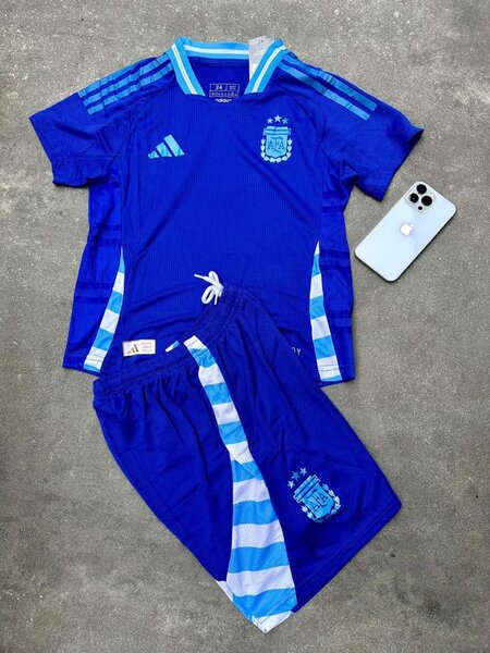 Maillot de football bleu
