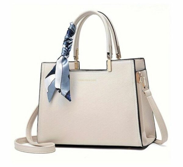 Handbag Q
