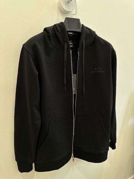 «ARMANI»