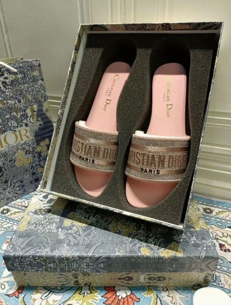 Slippers