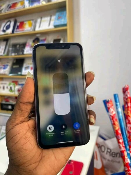 iPhone 11
