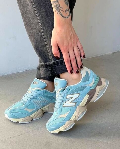 NEW BALANCE 9060