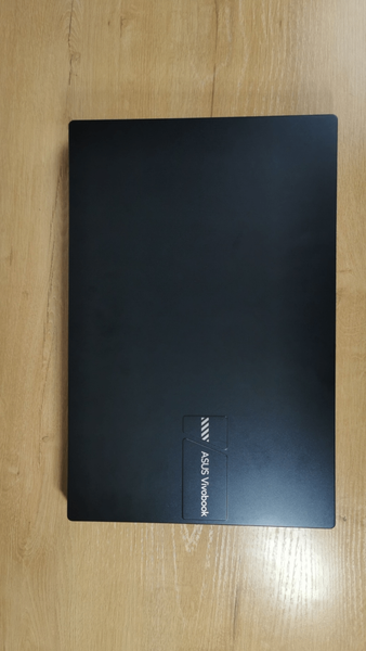 Asus.