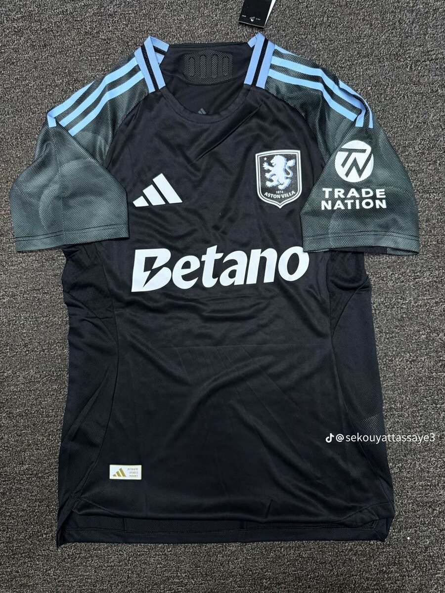 Maillots de football Adidas