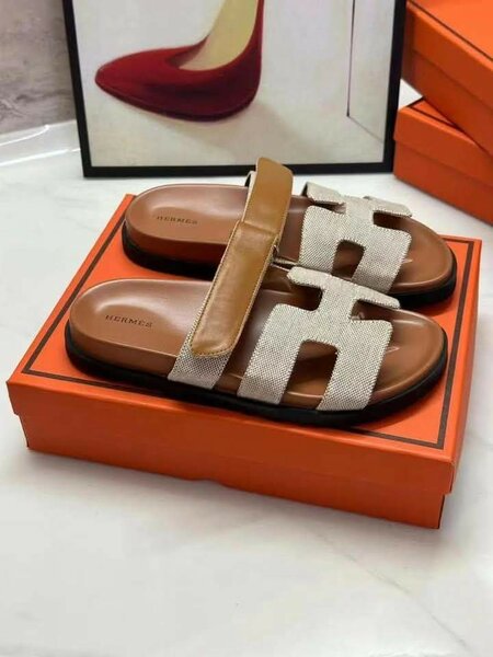 Sandales élégantes Hermès