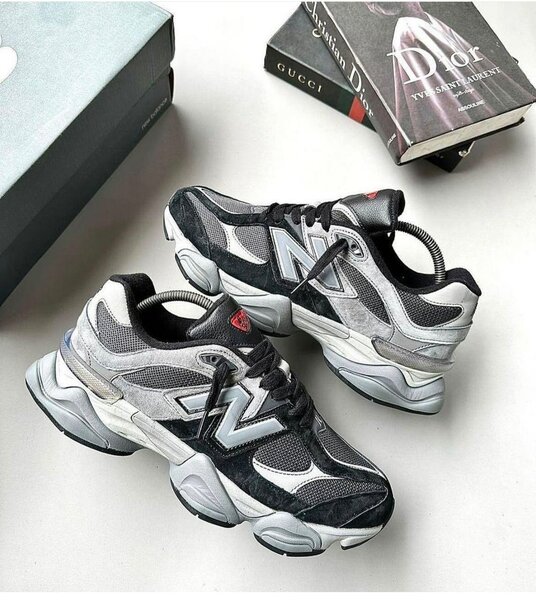 Fashion sneakers