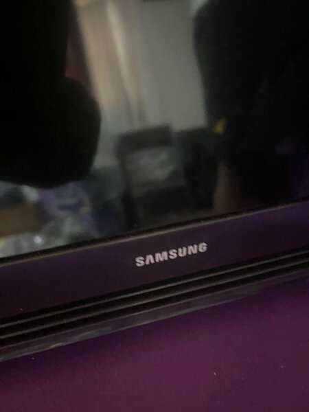 Samsung 48 inches