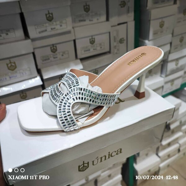 Talons femme