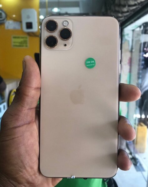 iPhone 11 Pro Max
