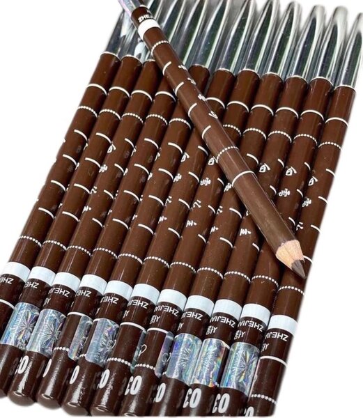 Crayons à sourcils marron