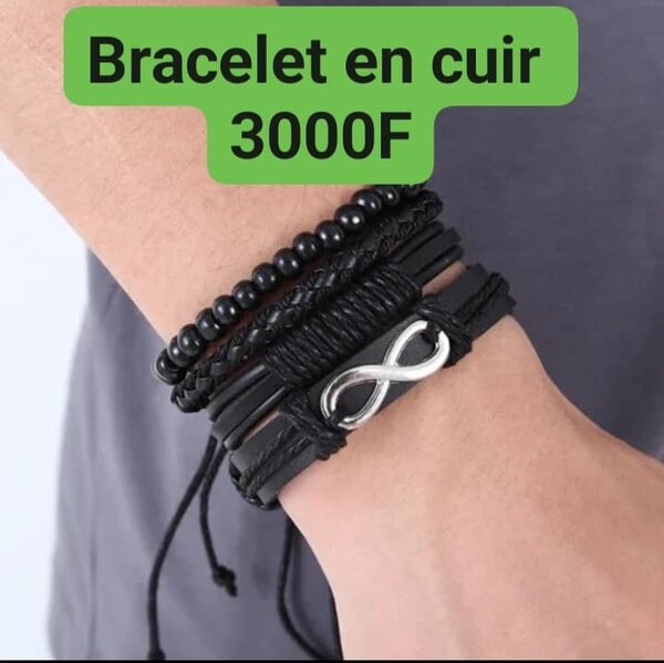 Bracelet en cuir avec pièces