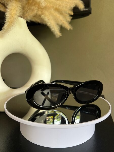 Round sunglasses