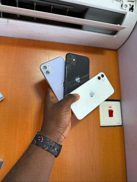 iPhone 11
