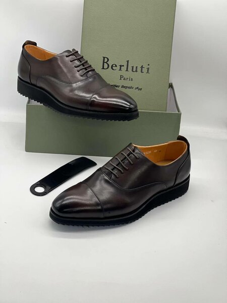 Solid Leather Shoes