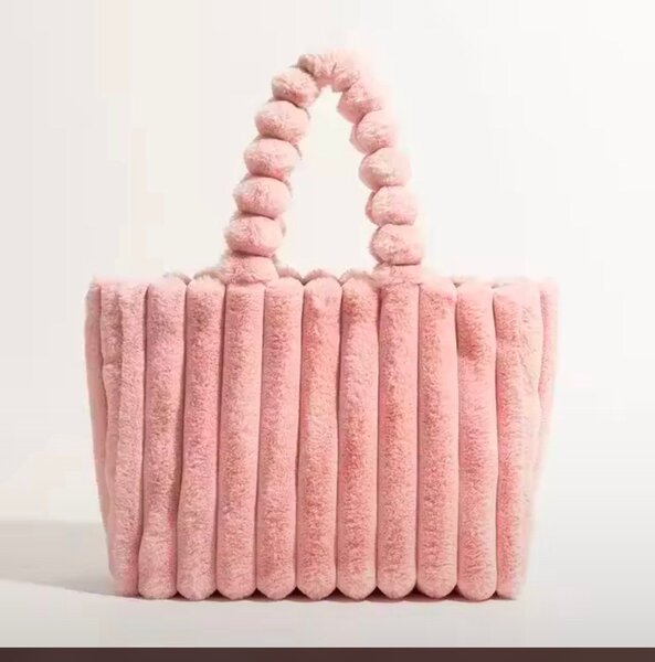 Sac fourrure élégant