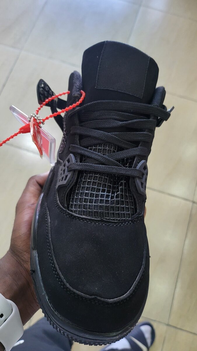 Air Jordan 4
