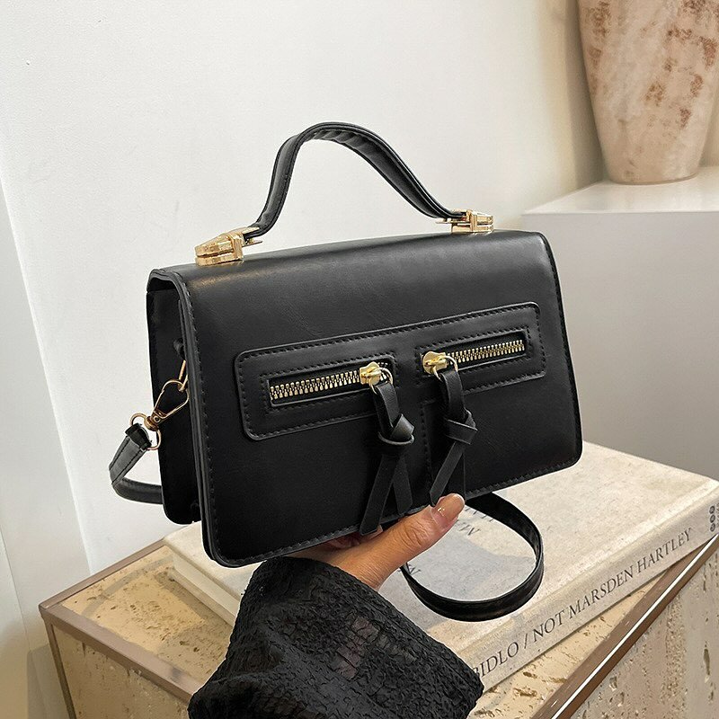Stylish and fashionable women's bag