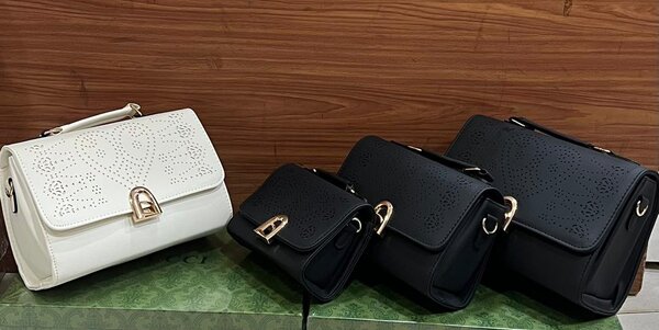 Ladies hangbag