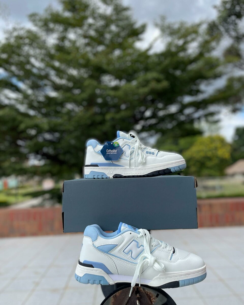 New Balance 550 UNC